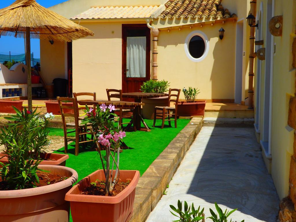 Baglio Cofano Rooms & Relax Custonaci Buitenkant foto