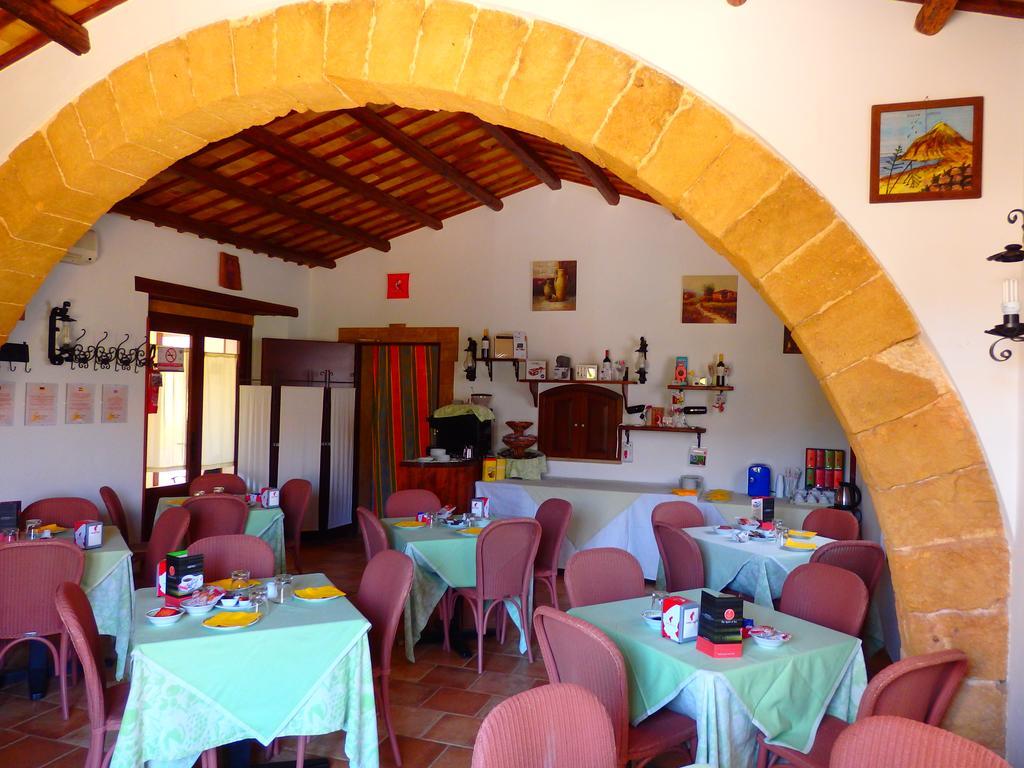 Baglio Cofano Rooms & Relax Custonaci Buitenkant foto